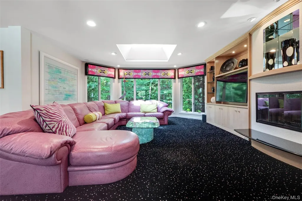 9 Plume Grass Way Westhampton NY 11977