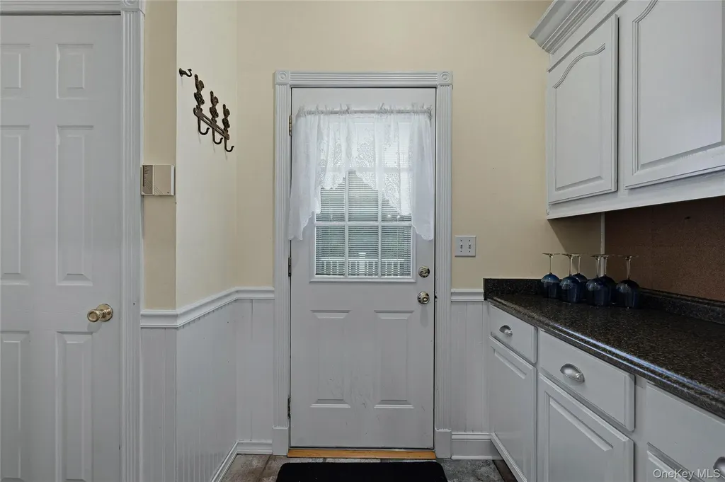 48 Windcrest Drive Manorville NY 11949