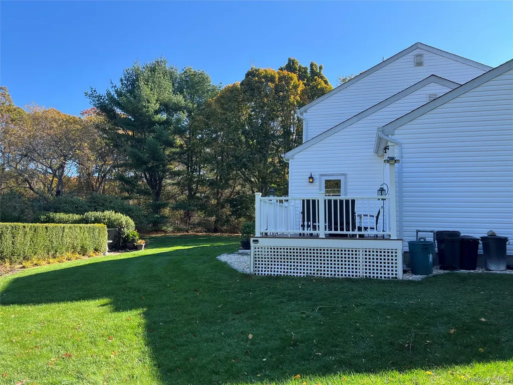 48 Windcrest Drive Manorville NY 11949