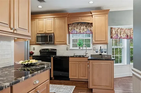 48 Windcrest Drive Manorville NY 11949