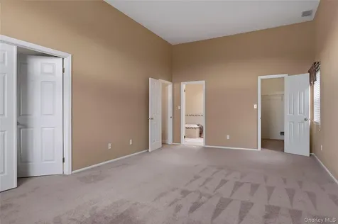 48 Windcrest Drive Manorville NY 11949