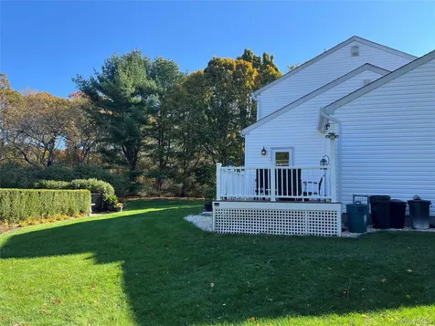 48 Windcrest Drive Manorville NY 11949