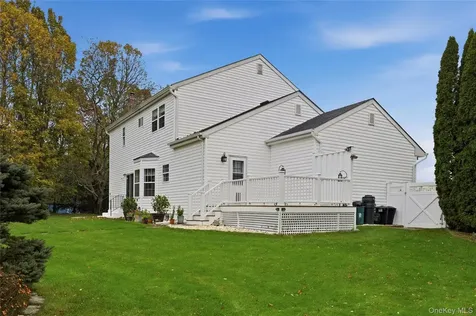 48 Windcrest Drive Manorville NY 11949