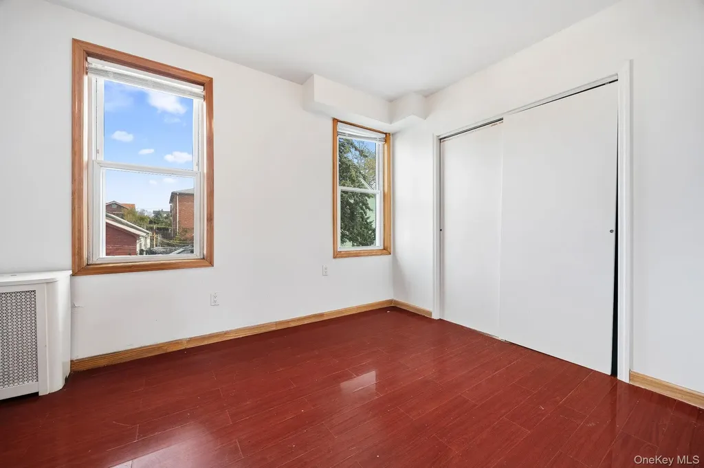 5739 134th Street Flushing NY 11355