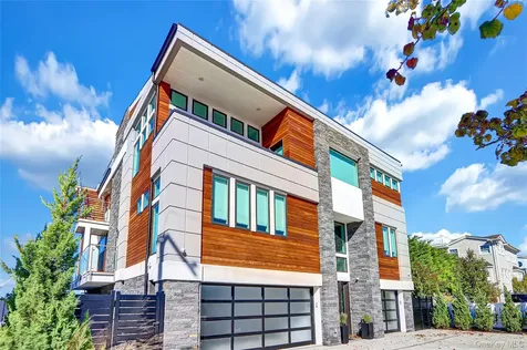 44 Bayside Drive Point Lookout NY 11569