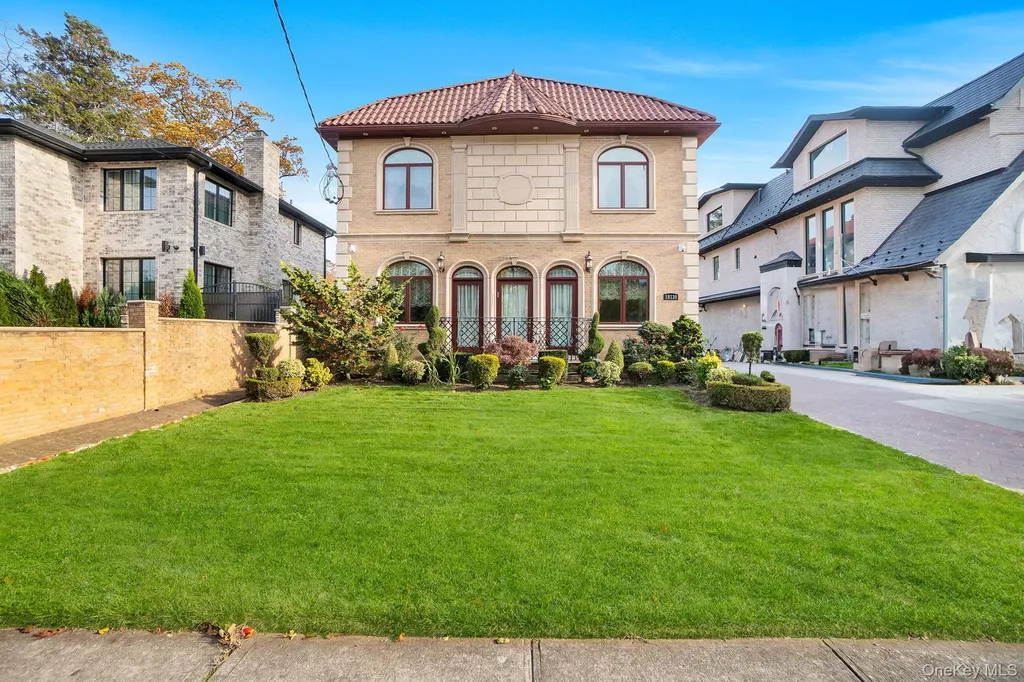 181-30 Tudor Road Jamaica Estates NY 11432