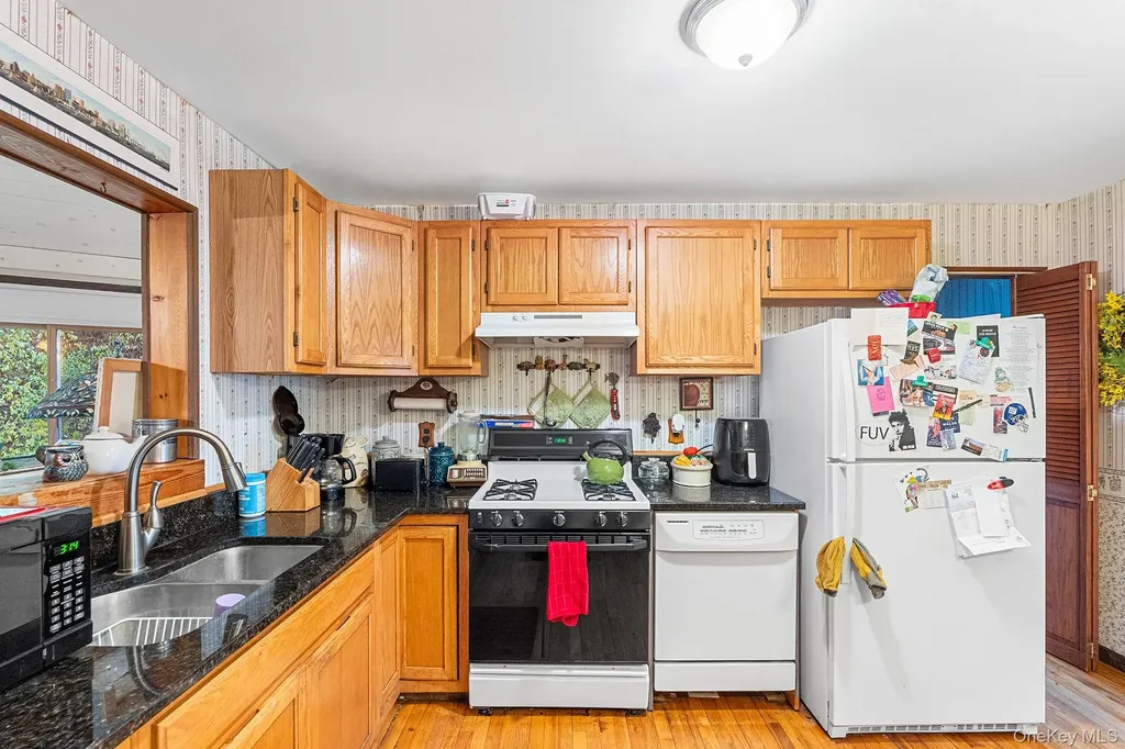 12 Cedar Lane Poughquag NY 12570