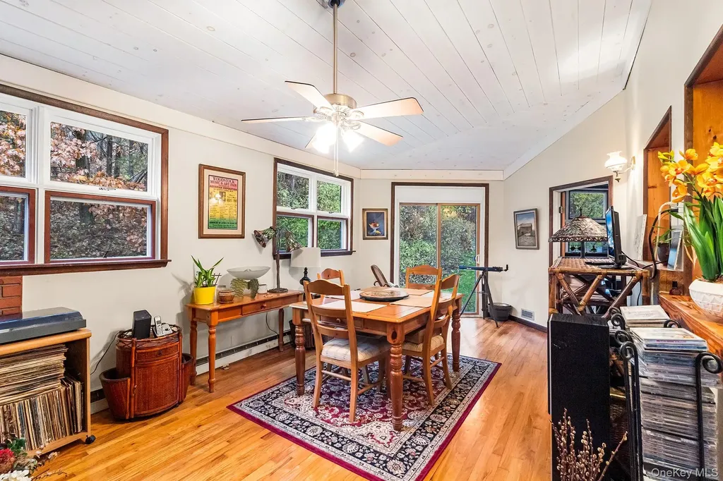 12 Cedar Lane Poughquag NY 12570