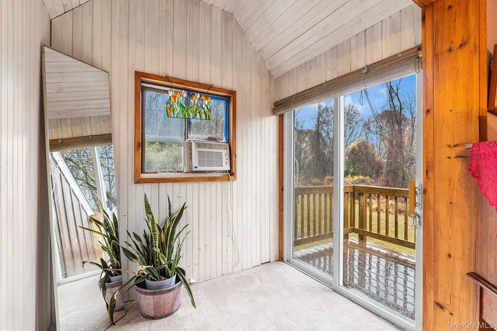 12 Cedar Lane Poughquag NY 12570