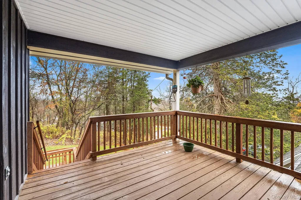 12 Cedar Lane Poughquag NY 12570