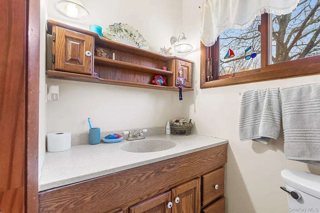 12 Cedar Lane Poughquag NY 12570