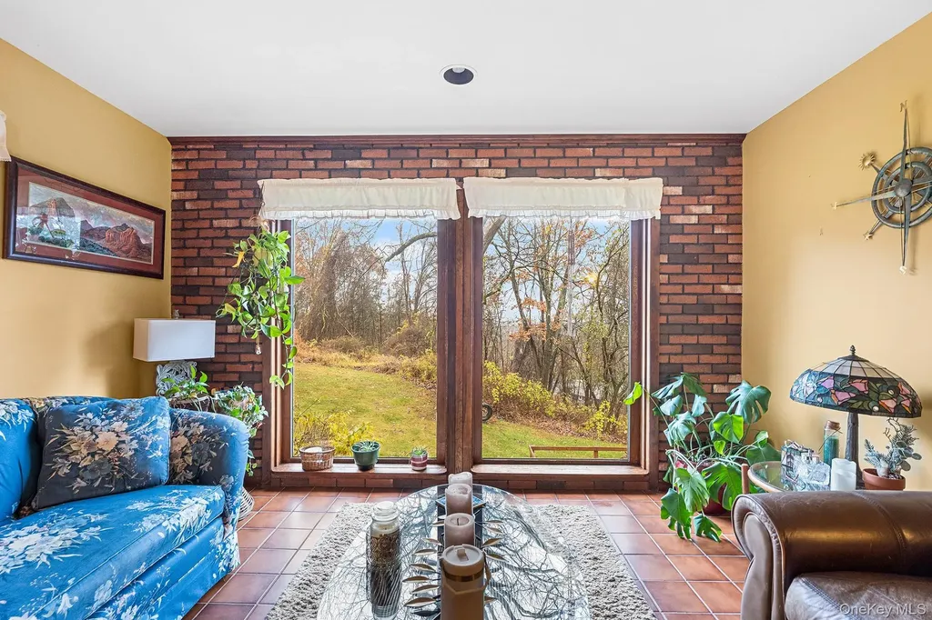 12 Cedar Lane Poughquag NY 12570