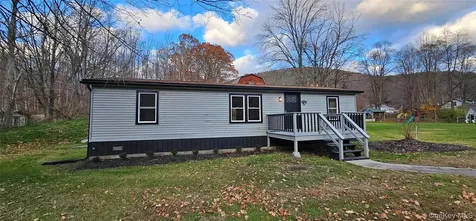 25 Railroad Avenue Long Eddy NY 12760