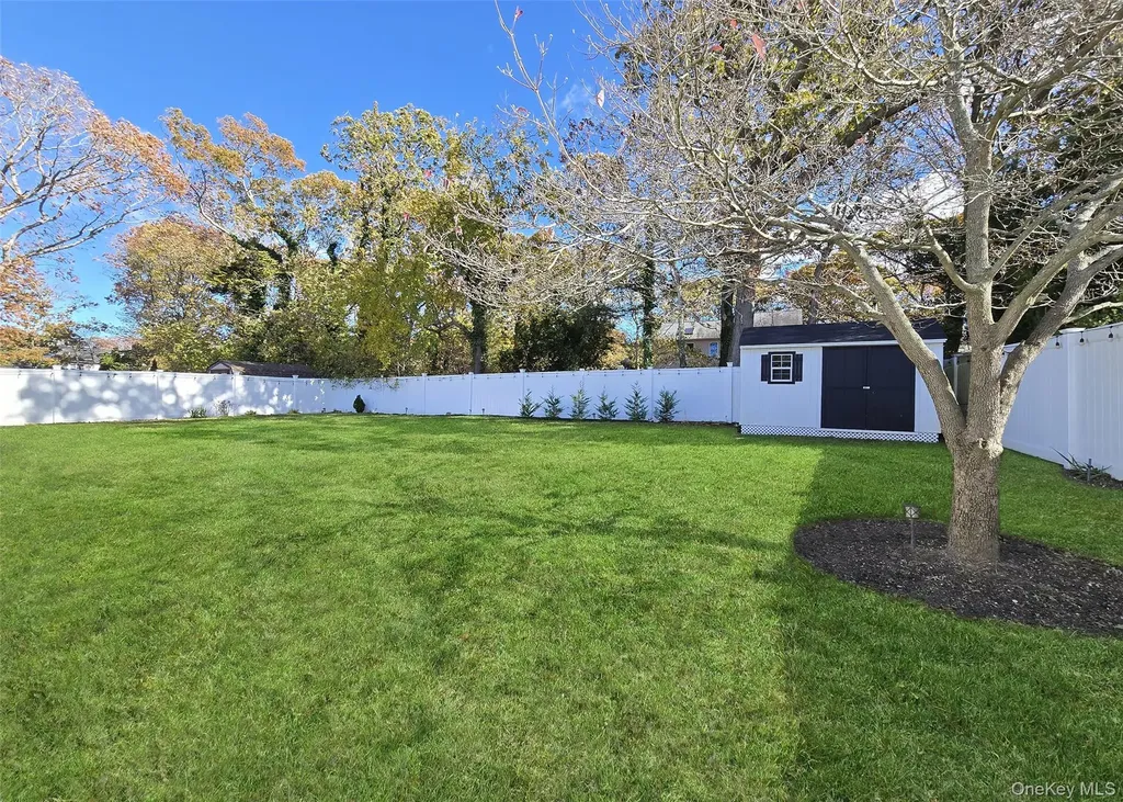 45 Rose Place Selden NY 11784