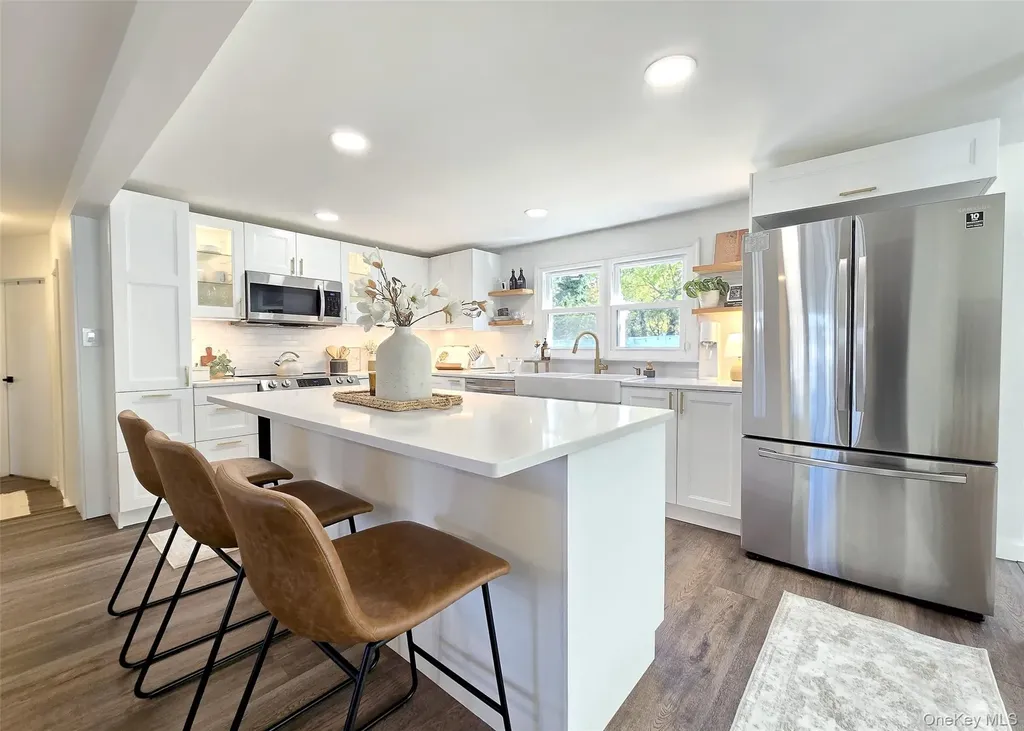 45 Rose Place Selden NY 11784