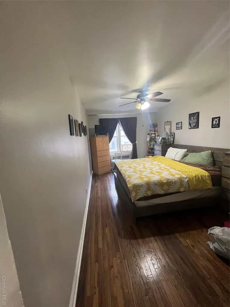 2080 Barnes Avenue Bronx NY 10462