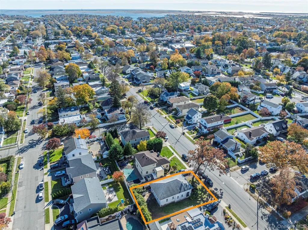 43 Wynsum Avenue Merrick NY 11566