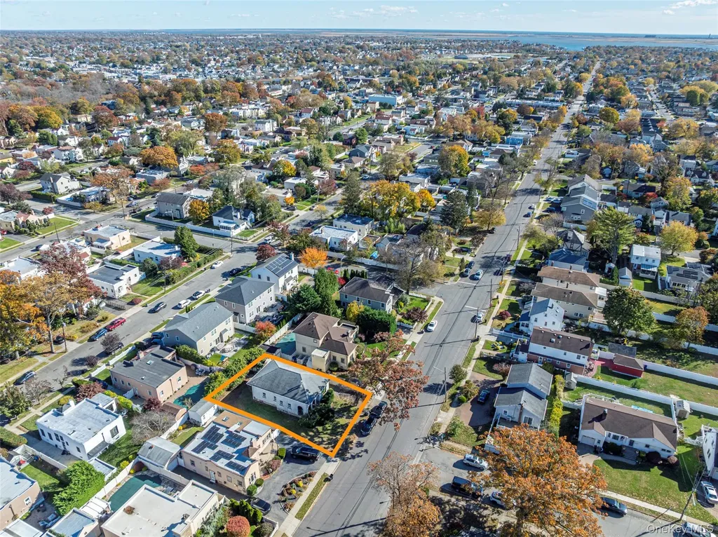 43 Wynsum Avenue Merrick NY 11566