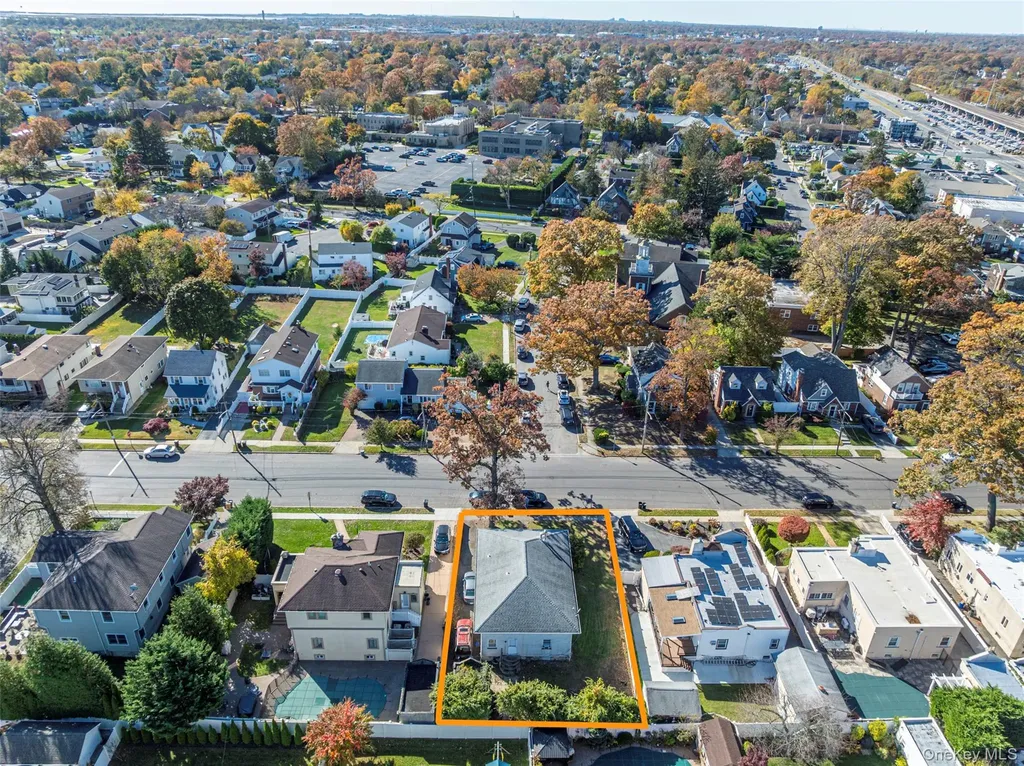 43 Wynsum Avenue Merrick NY 11566