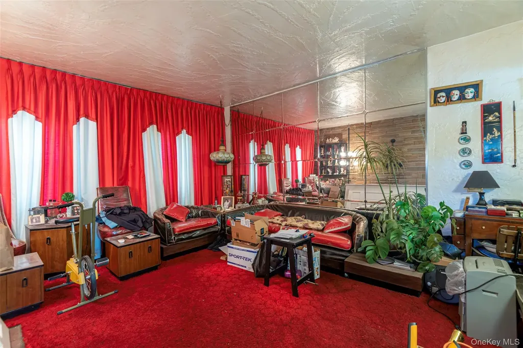 43 Wynsum Avenue Merrick NY 11566
