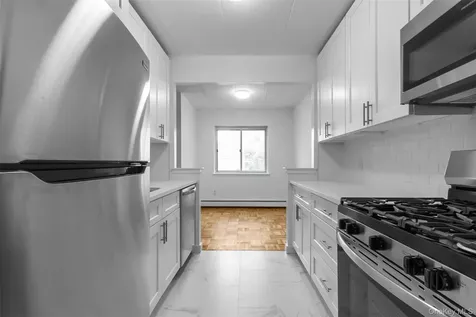 372 Central Park Avenue Scarsdale NY 10583