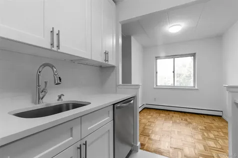 372 Central Park Avenue Scarsdale NY 10583