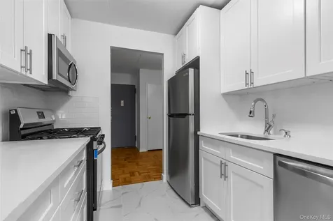 372 Central Park Avenue Scarsdale NY 10583