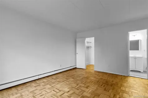 372 Central Park Avenue Scarsdale NY 10583