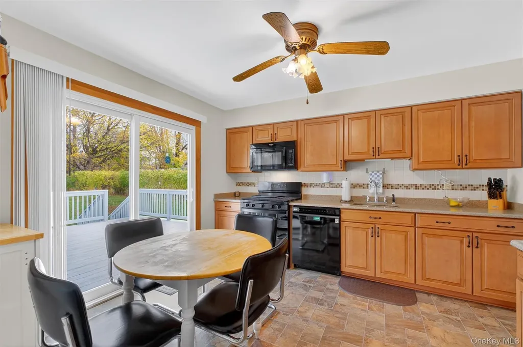 41 Creamery Drive New Windsor NY 12553