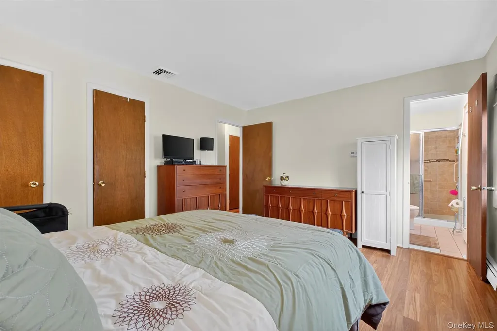 41 Creamery Drive New Windsor NY 12553