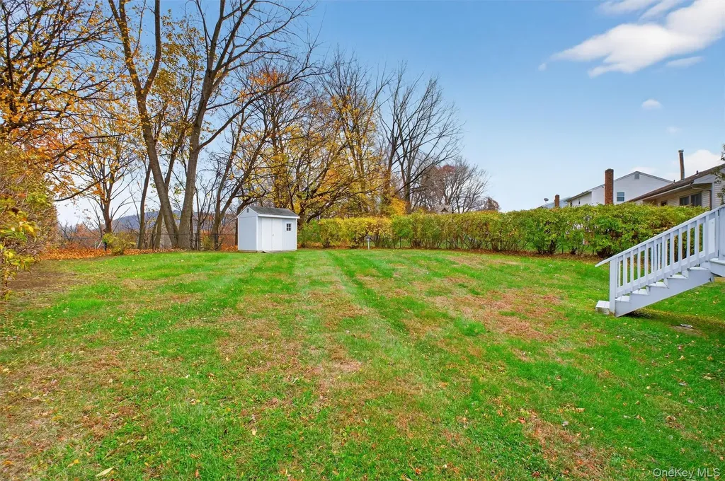 41 Creamery Drive New Windsor NY 12553