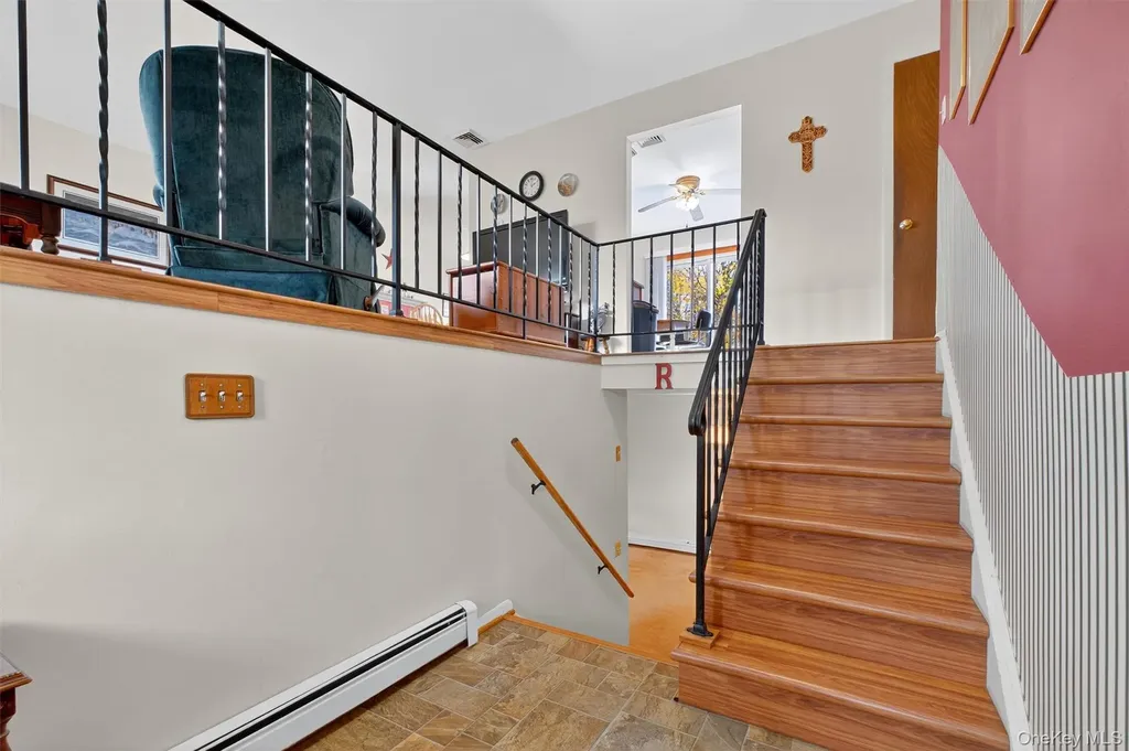 41 Creamery Drive New Windsor NY 12553