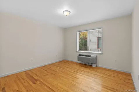 160 Chatterton Avenue White Plains NY 10606