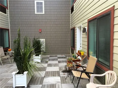 160 Chatterton Avenue White Plains NY 10606