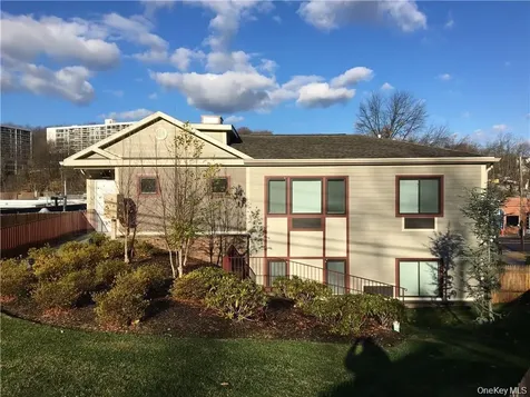 160 Chatterton Avenue White Plains NY 10606