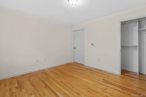 160 Chatterton Avenue White Plains NY 10606
