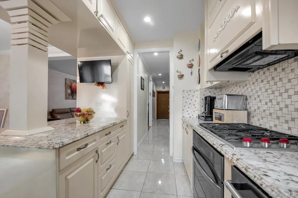 7510 169th Street Fresh Meadows NY 11366