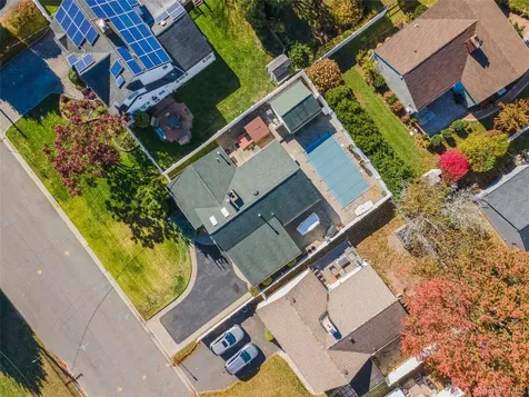 31 Grand Central Avenue Amityville NY 11701