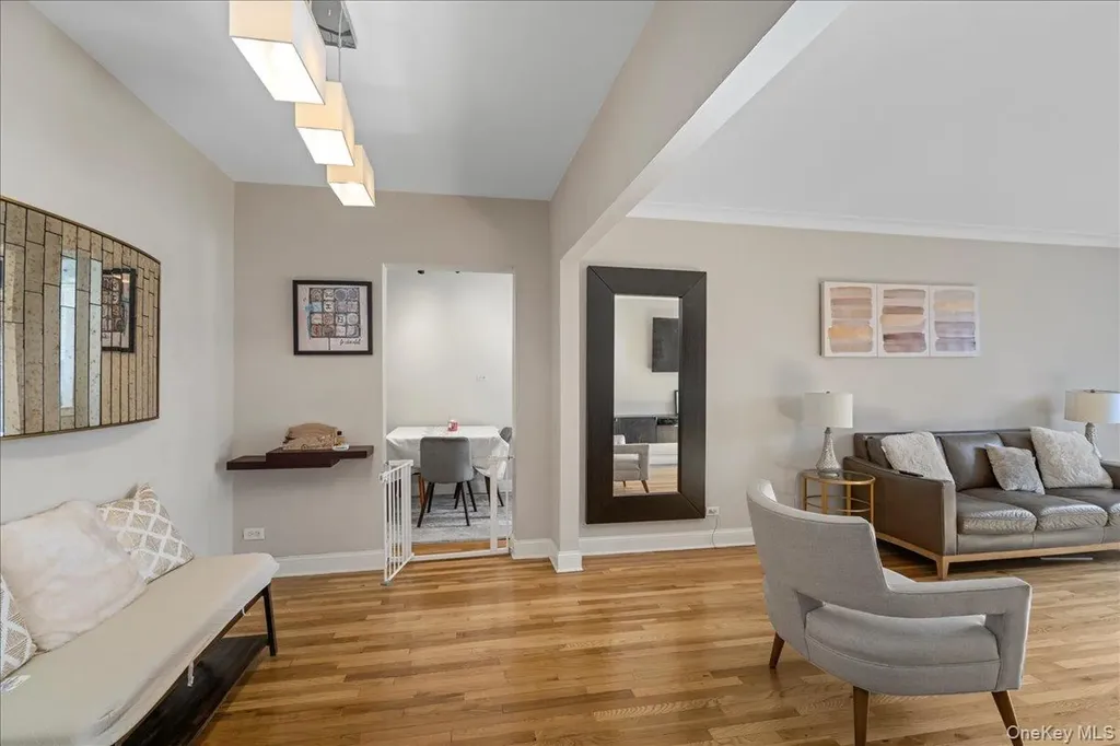 110-45 71st Road Forest Hills NY 11375