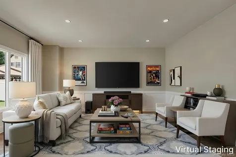 37 Star Lane Levittown NY 11756