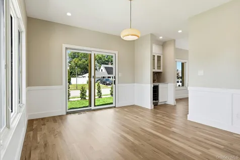 37 Star Lane Levittown NY 11756