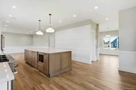 37 Star Lane Levittown NY 11756