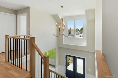 37 Star Lane Levittown NY 11756