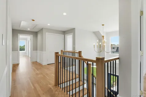 37 Star Lane Levittown NY 11756