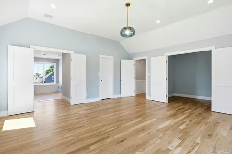 37 Star Lane Levittown NY 11756