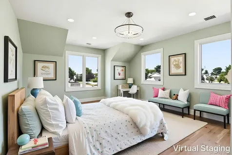 37 Star Lane Levittown NY 11756