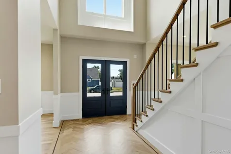 37 Star Lane Levittown NY 11756