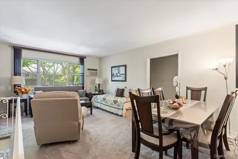 87-44 Marengo Street Holliswood NY 11423