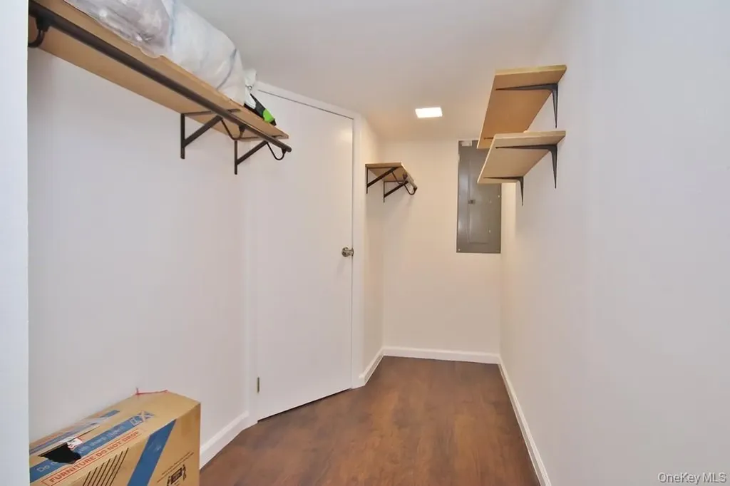 902 Williamsburg Drive Mahopac NY 10541