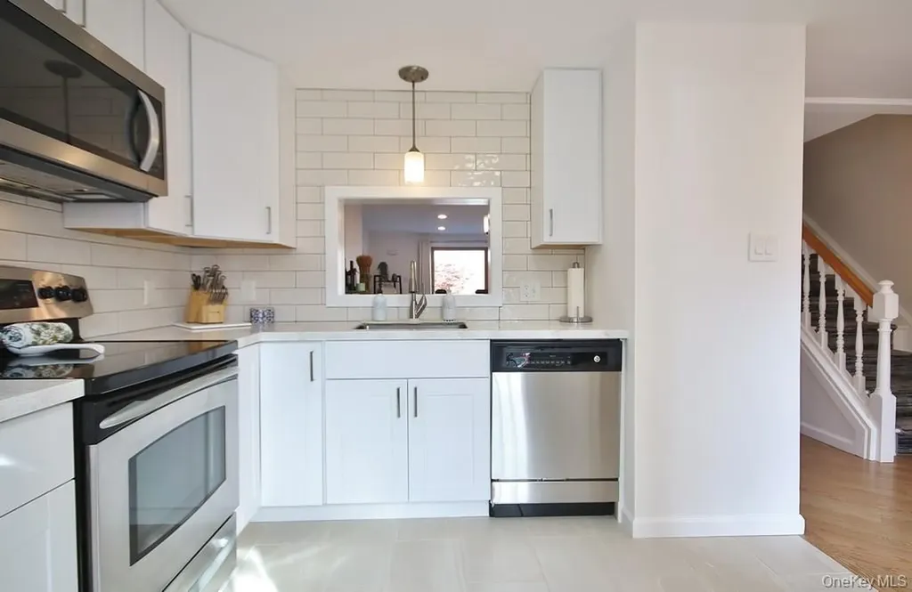 902 Williamsburg Drive Mahopac NY 10541